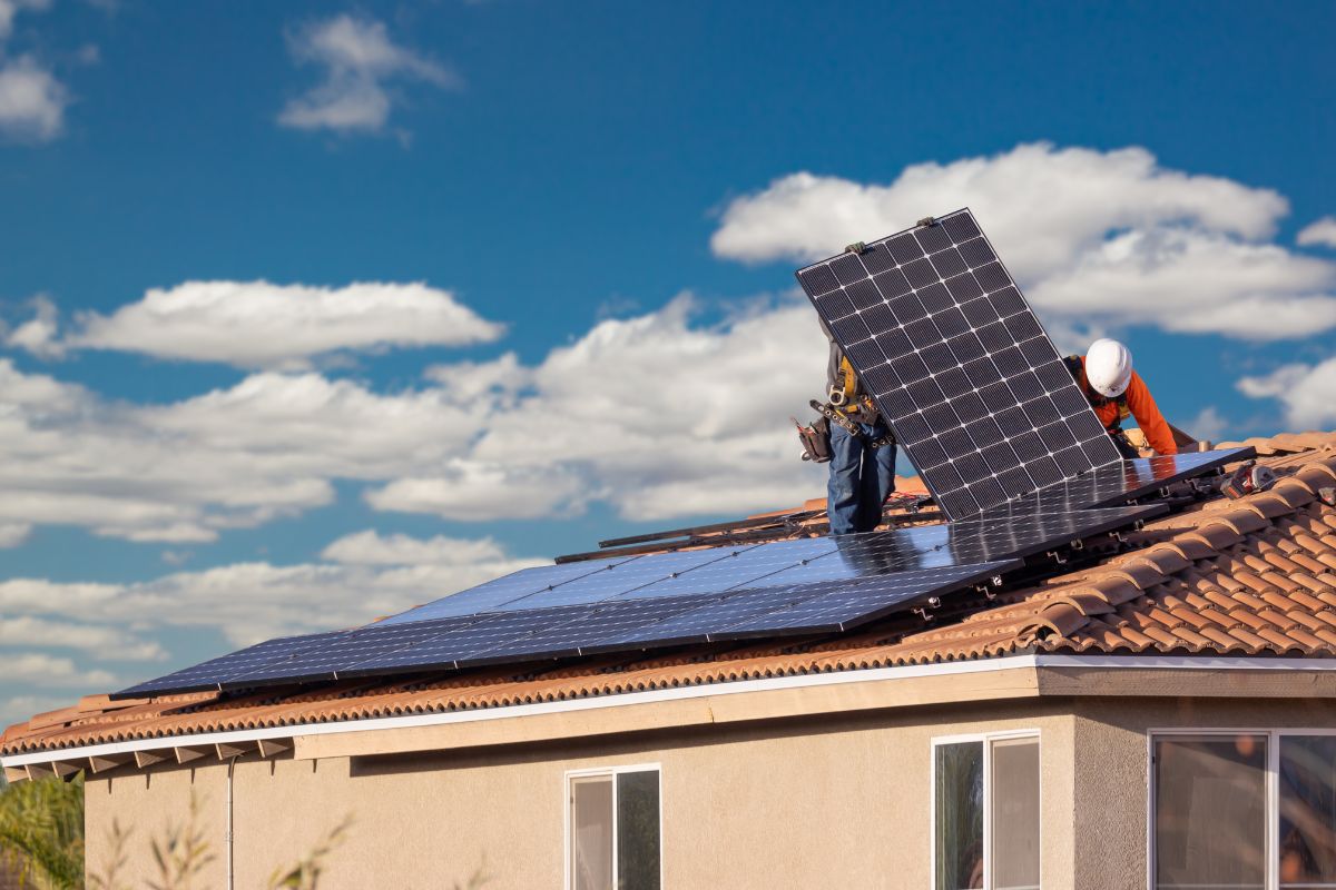 Deducciones en el IRPF por instalar placas solares en España - Globa ...